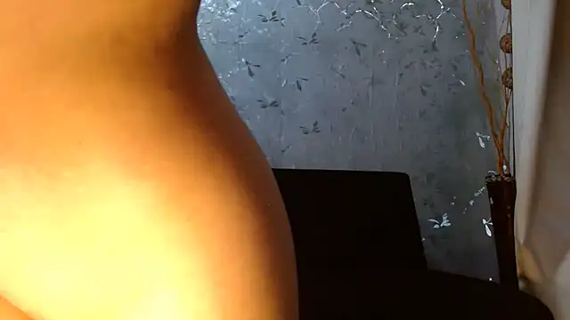 Samantabrown  online show from 10.11.25