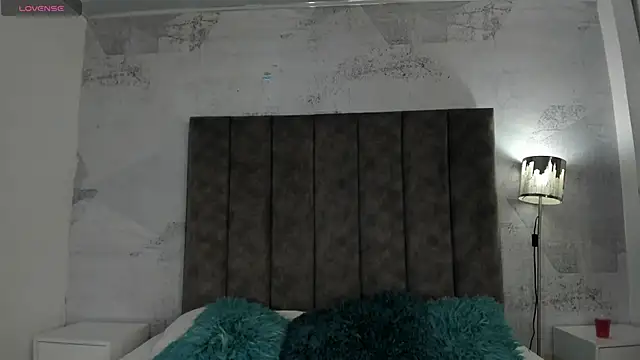 IsabellaGrey19 online show from 02.08.25