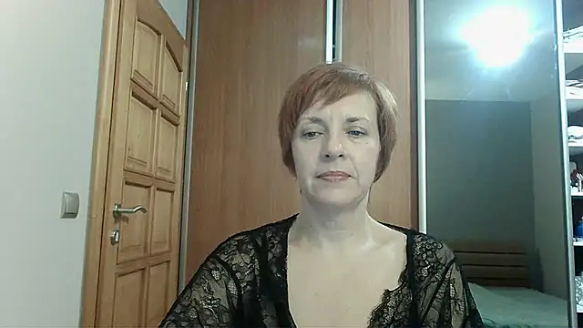 Snapshot of LoraLoraMay chatting on 02.04.26 LoraLoraMay online show from 02.04.26