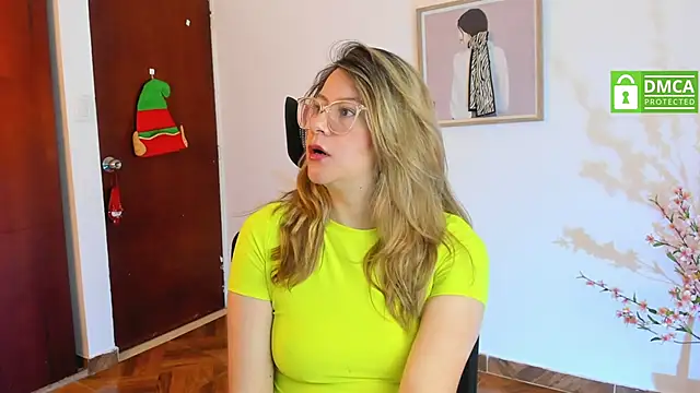 Snapshot of Chanelll_Taylorr_ chatting on 01.05.25 Chanelll Taylorr online show from 01.05.25