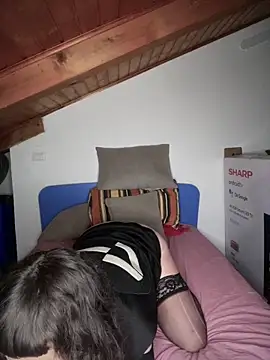 OniricFemme online show from 03.13.25