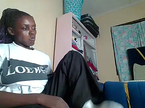 awino001 online show from 04.05.26