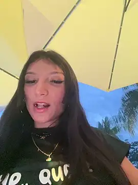 Snapshot of loly-yandere chatting on 02.02.25 loly-yandere online show from 02.02.25