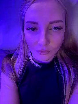 Snapshot of Aleksandrakis chatting on 10.02.25 Aleksandrakis online show from 10.02.25