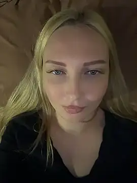Snapshot of Aleksandrakis chatting on 05.26.26 Aleksandrakis online show from 05.26.26