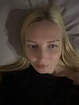 Snapshot of Aleksandrakis chatting on 05.29.26 Aleksandrakis online show from 05.29.26