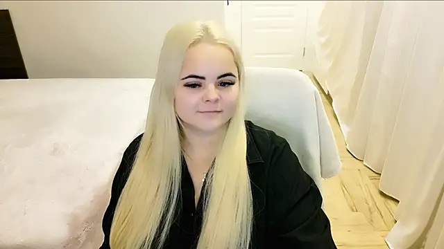 lovely-eyes online show from 12.12.24