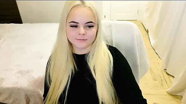 lovely-eyes online show from 12.16.24