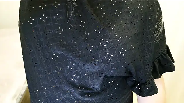 lovely-eyes online show from 01.15.25