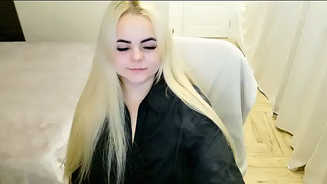 lovely-eyes online show from 02.01.25