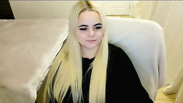 lovely-eyes online show from 02.14.25