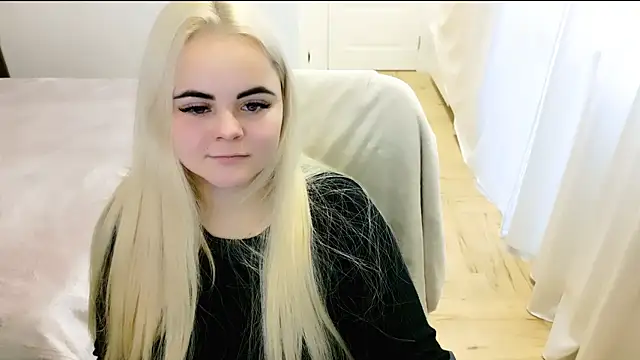 lovely-eyes online show from 02.28.25