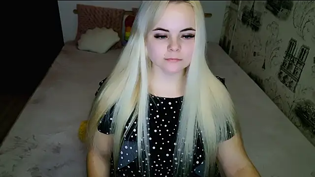 lovely-eyes online show from 04.04.26