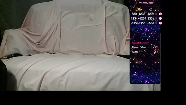 Snapshot of CreamySweet chatting on 04.23.26 CreamySweet online show from 04.23.26