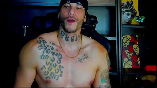 Snapshot of RickG_Oficial chatting on 09.22.25 RickG Oficial online show from 09.22.25