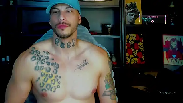 Snapshot of RickG_Oficial chatting on 01.13.26 RickG Oficial online show from 01.13.26