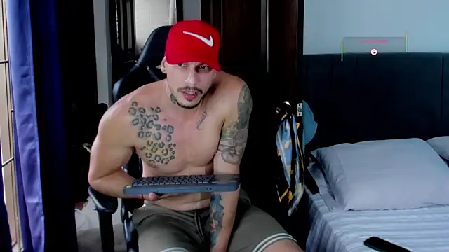 Snapshot of RickG_Oficial chatting on 05.20.26 RickG Oficial online show from 05.20.26