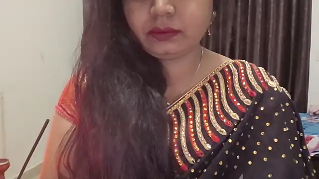 Snapshot of Gulaboo_bhabi chatting on 01.25.25 Gulaboo bhabi online show from 01.25.25