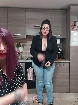 carolyne2023 online show from 04.03.26