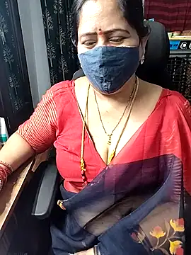 Snapshot of Rani_Darling_99 chatting on 07.21.26 Rani Darling 99 online show from 07.21.26