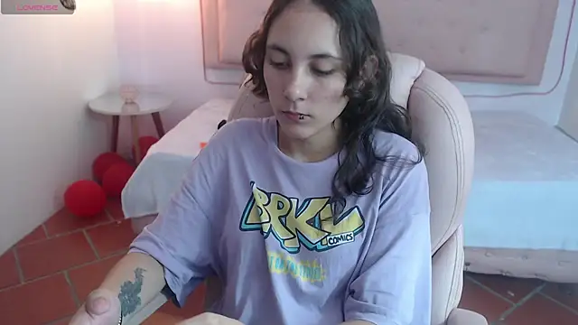 xlunna online show from 02.27.25