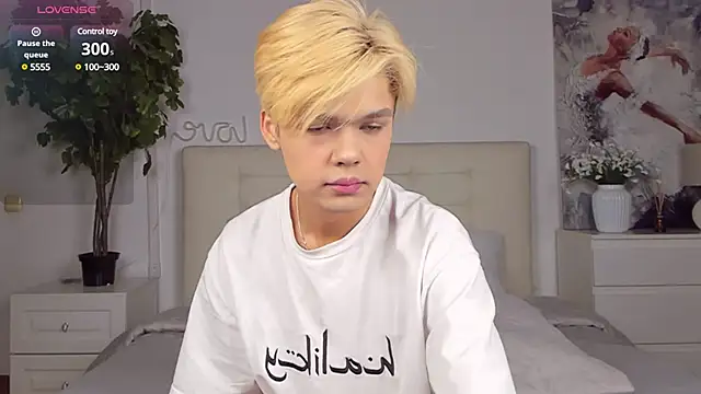 Felix Rey online show from 02.25.25