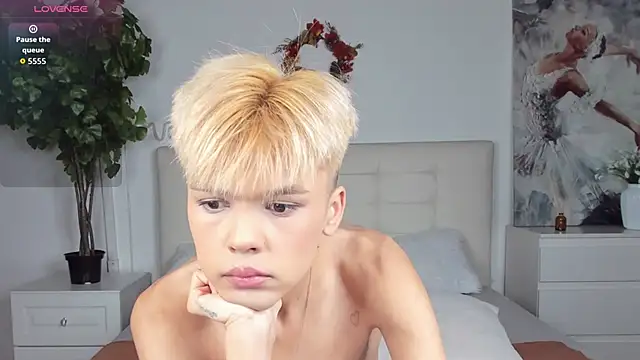 Felix Rey online show from 11.13.25