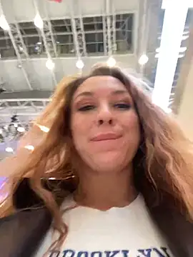 Sweet   Emily online show from 01.05.25