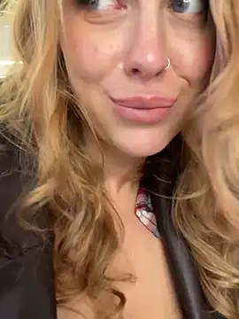 Sweet   Emily online show from 01.28.25