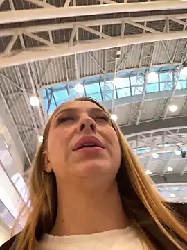 Sweet   Emily online show from 12.22.25