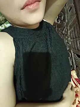 Snapshot of 2_sex chatting on 06.26.26 2 sex online show from 06.26.26