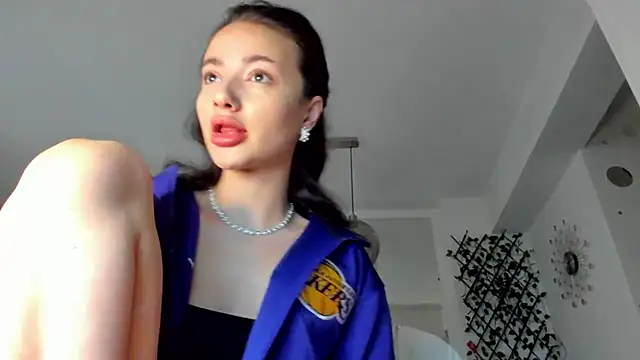 IreneVON online show from 12.18.24