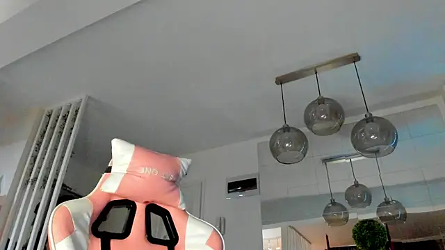 IreneVON online show from 10.15.25