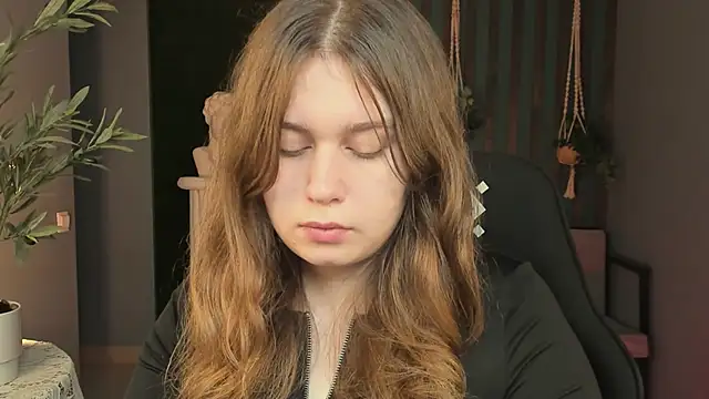 FioraMarmoris online show from 11.07.25