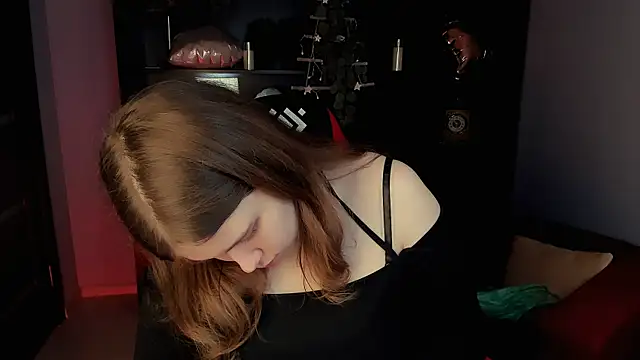 Snapshot of FioraMarmoris chatting on 02.27.26 FioraMarmoris online show from 02.27.26