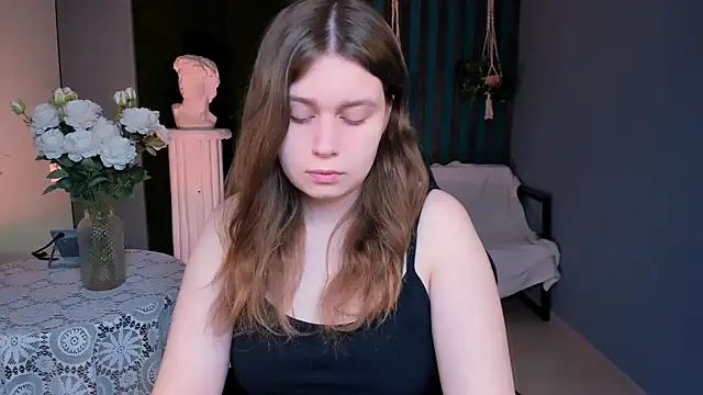 Snapshot of FioraMarmoris chatting on 03.04.26 FioraMarmoris online show from 03.04.26