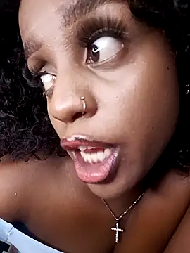 Queen-Chocolate online show from 03.14.26