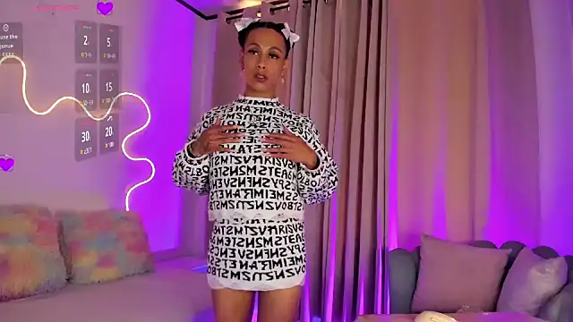 Snapshot of Kehily_ chatting on 02.26.26 Kehily online show from 02.26.26