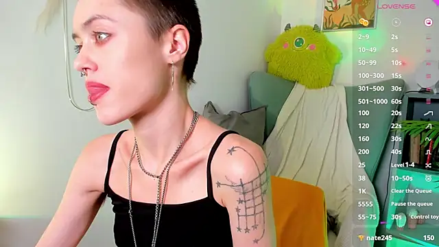 PamelaYong online show from 02.06.25