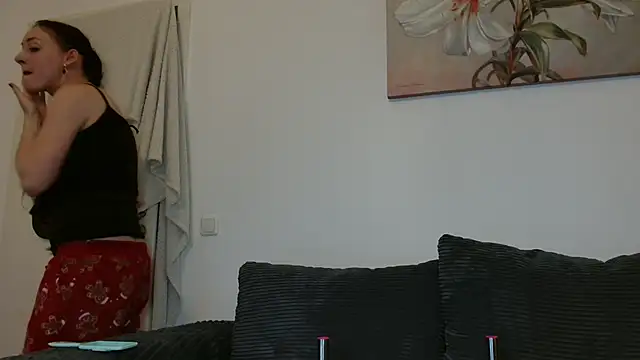 Jasmin-White online show from 11.19.25