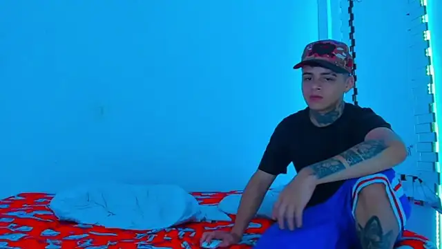 HOT boy2025 online show from 02.11.25