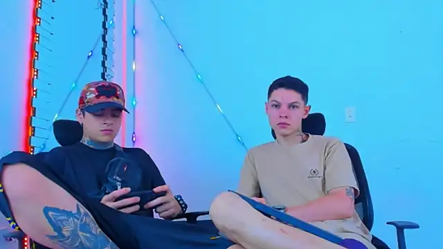 HOT boy2025 online show from 10.19.25