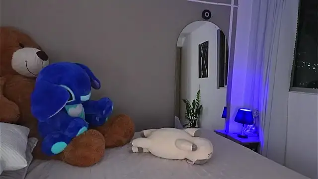 AnnyHizzle online show from 10.01.25