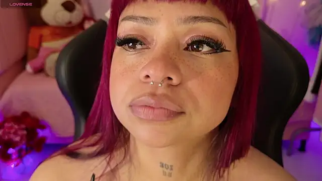 zoesullivan online show from 04.10.26