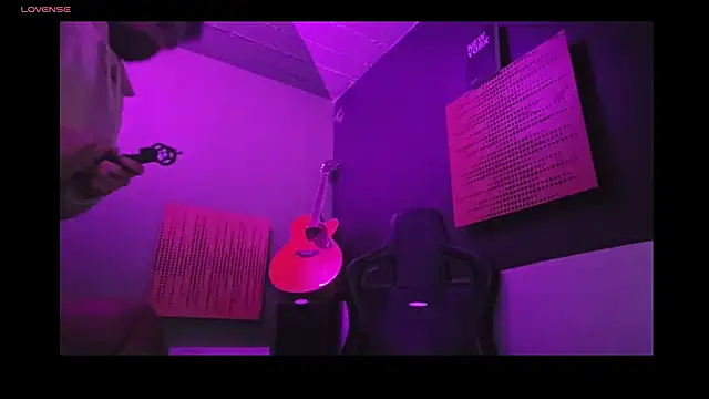 Snapshot of savage_daddyy chatting on 01.17.25 savage daddyy online show from 01.17.25