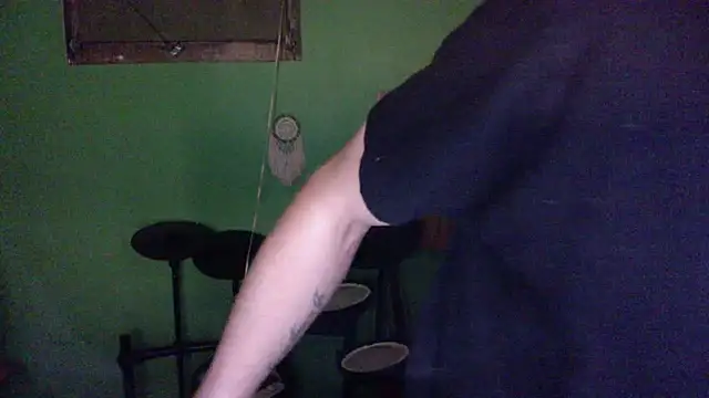 Snapshot of savage_daddyy chatting on 02.03.25 savage daddyy online show from 02.03.25