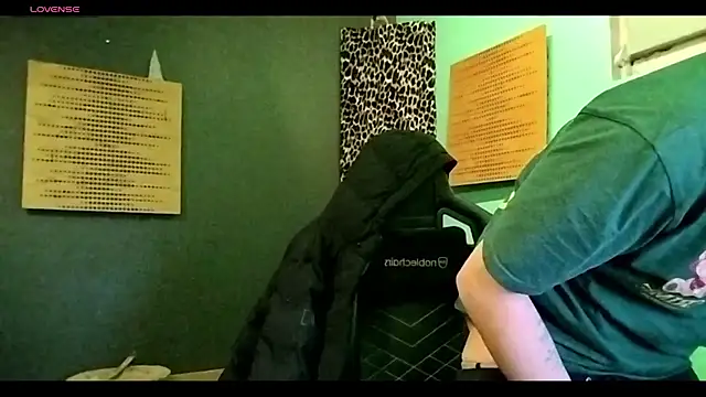 Snapshot of savage_daddyy chatting on 02.05.26 savage daddyy online show from 02.05.26