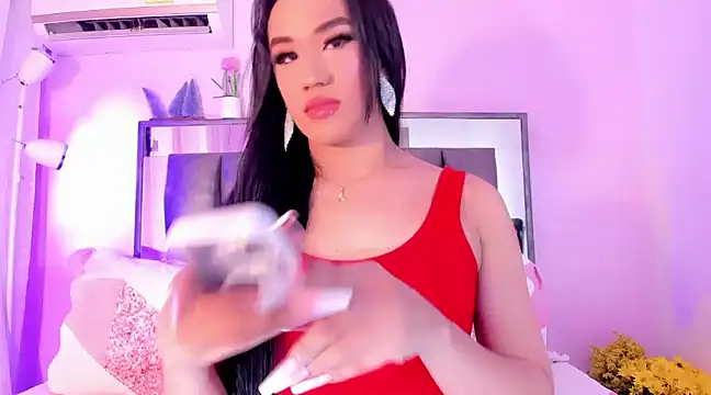 Snapshot of ShantalGirs chatting on 01.24.25 ShantalGirs online show from 01.24.25