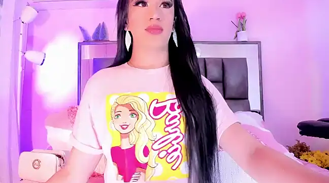 Snapshot of ShantalGirs chatting on 01.26.25 ShantalGirs online show from 01.26.25