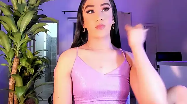 Snapshot of ShantalGirs chatting on 02.16.25 ShantalGirs online show from 02.16.25